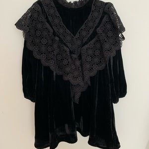 Petite Amalie velvet dress